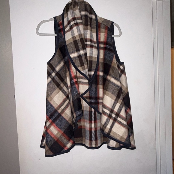 Altar'd State Jackets & Blazers - Altar'd State Plaid Vest - Red, Black, Cream